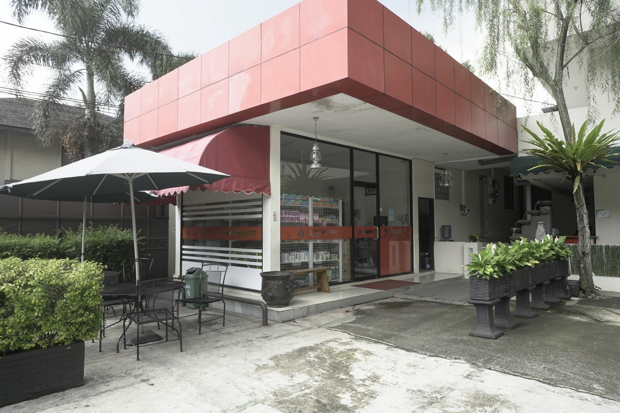 Reddoorz Plus @ Ciumbuleuit Area Bandung Ngoại thất bức ảnh