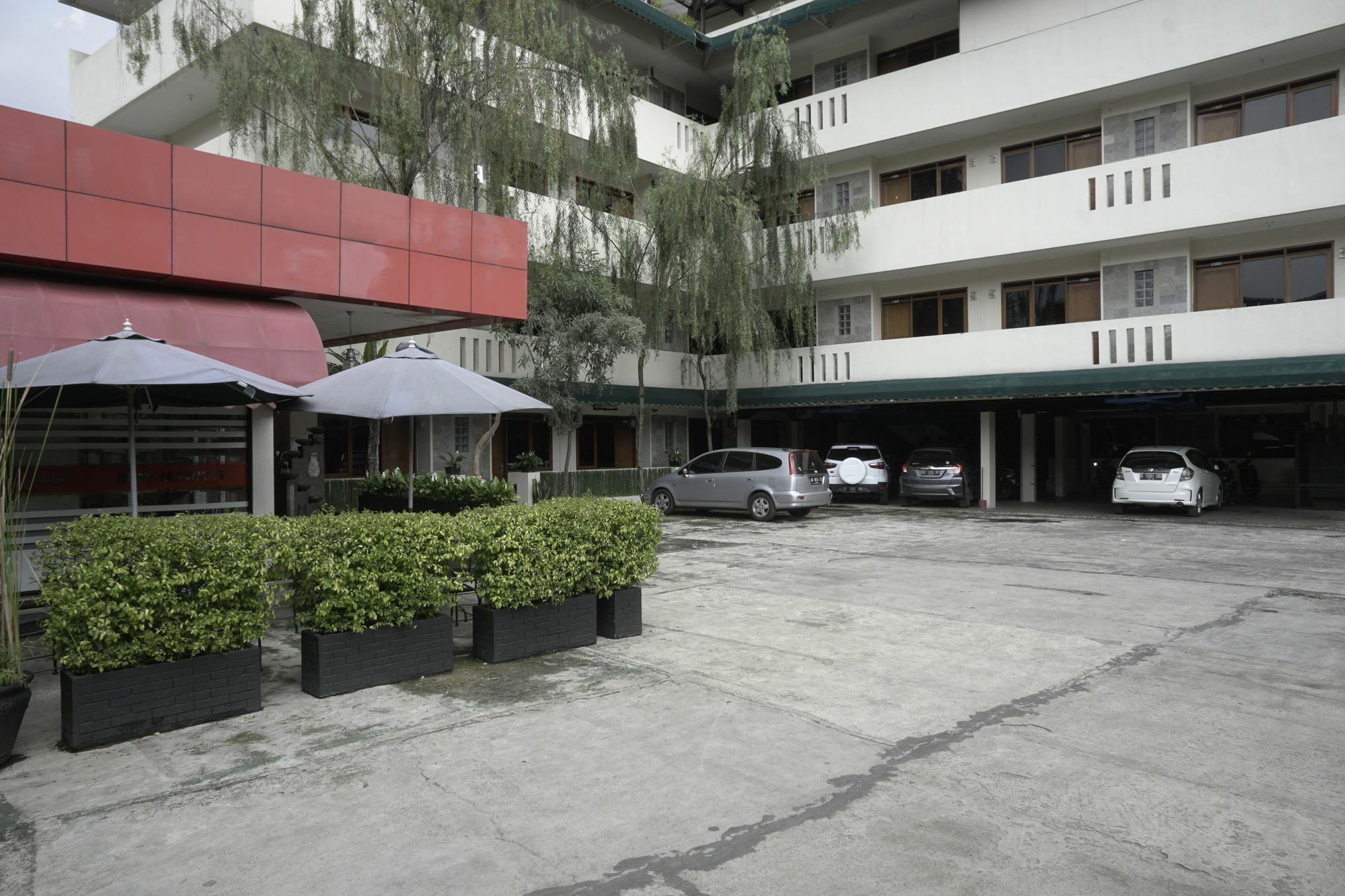 Reddoorz Plus @ Ciumbuleuit Area Bandung Ngoại thất bức ảnh